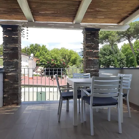 Appartamento A Dei Marmi Forte dei Marmi
